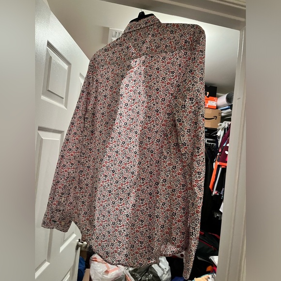 Tommy Hilfiger Men’s Long Sleeve Floral Button Down Shirt (M - New York Fit) - Picture 3 of 3